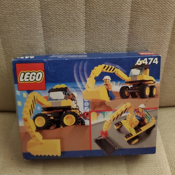 LEGO Town: 4-Wheeled Front Shovel (6474) - Picture 1 of 3